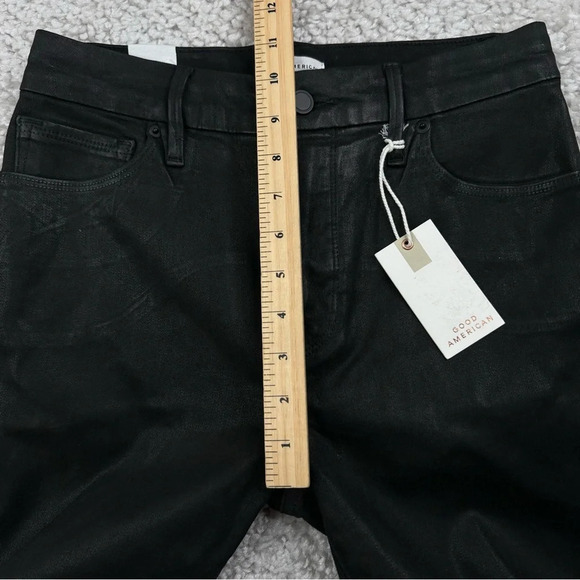 Good American | Good Straight Coated in Black. GS001T. 6 / 28 . 26.5” inseam - Picture 12 of 16